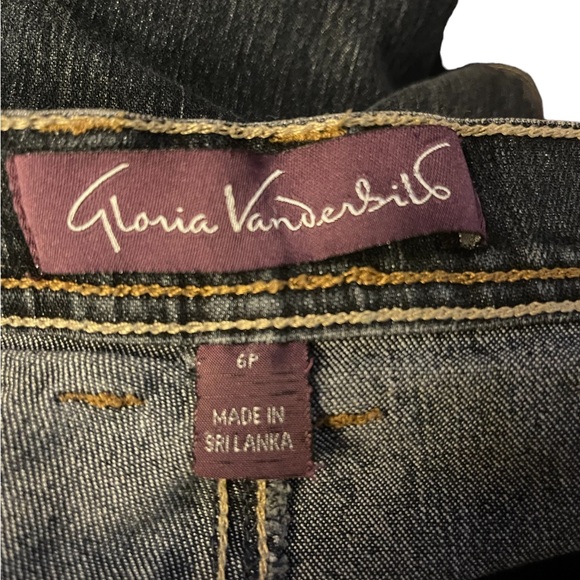 Gloria Vanderbilt jeans - Picture 4 of 4